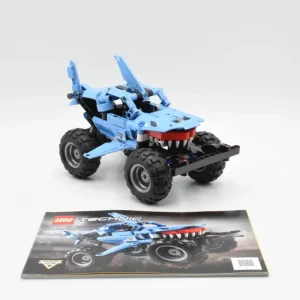 42134 – Monster Jam Megalodon